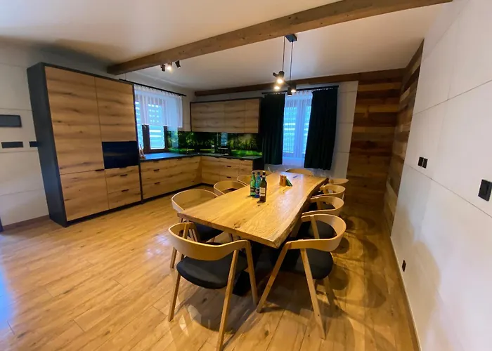 Zander Village Zator